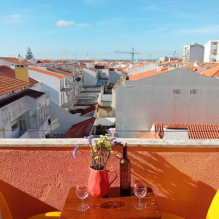 Penthouse Apartment, City Center Caldas Da Rainha Exterior photo